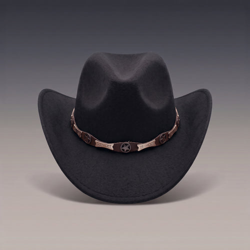 Chapeau de cowboy en feutre noir, bandeau à conchos étoile, vu de face